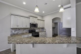 9104 Scarlet Boulevard, Yukon, OK 73099
