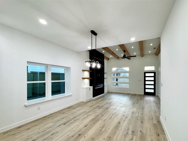 1609 Gibbons Street, Greenville, TX 75401