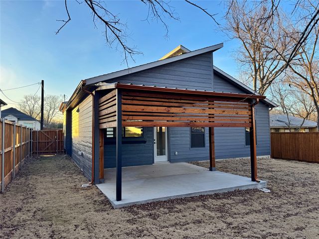 1609 Gibbons Street, Greenville, TX 75401