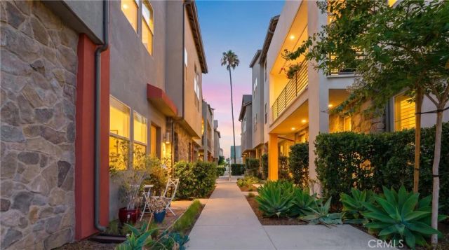 275 Pin Lane, Covina, CA 91722