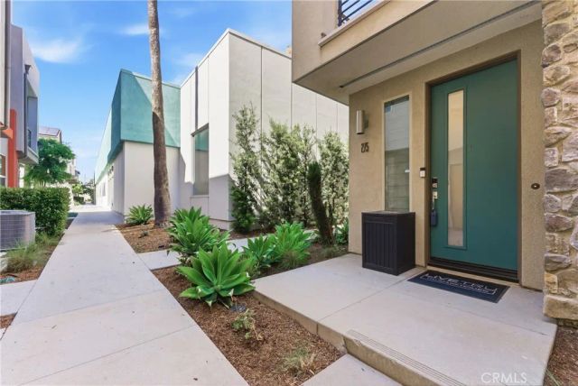 275 Pin Lane, Covina, CA 91722