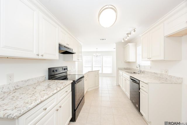 23680 Southpoint Dr, Denham Springs, LA 70726