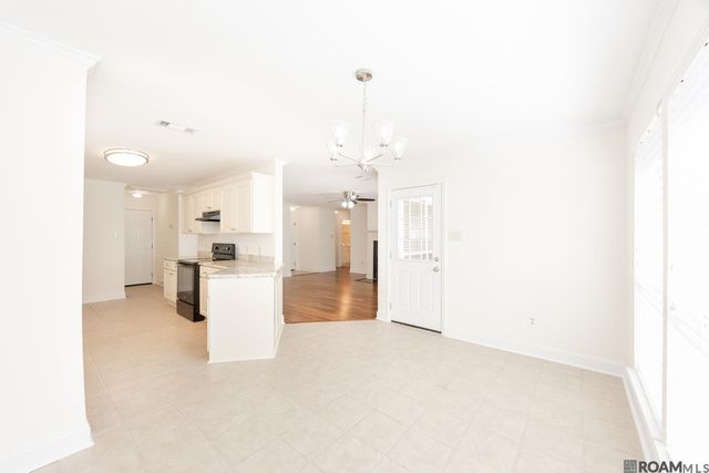 23680 Southpoint Dr, Denham Springs, LA 70726