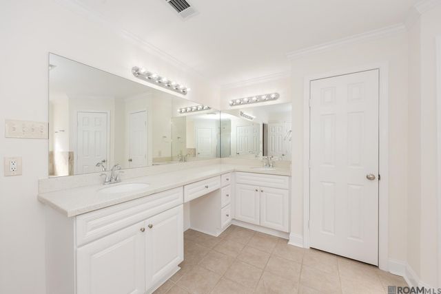 23680 Southpoint Dr, Denham Springs, LA 70726