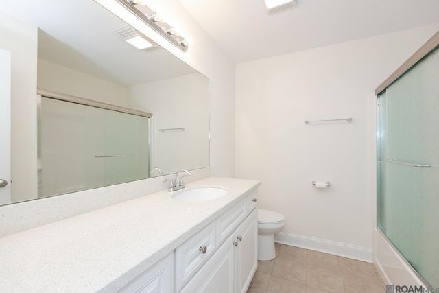 23680 Southpoint Dr, Denham Springs, LA 70726