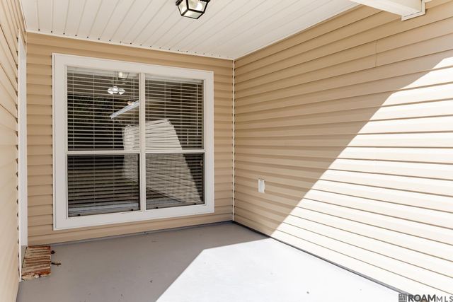 23680 Southpoint Dr, Denham Springs, LA 70726