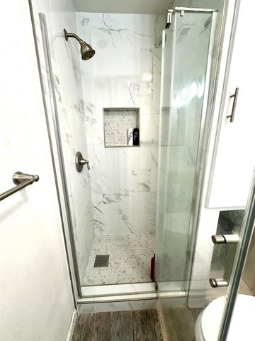 99 Rosewood Circle, Madera, CA 93637