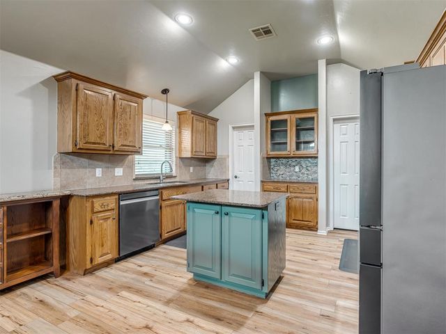 8128 Kaden Road, Oklahoma City, OK 73132