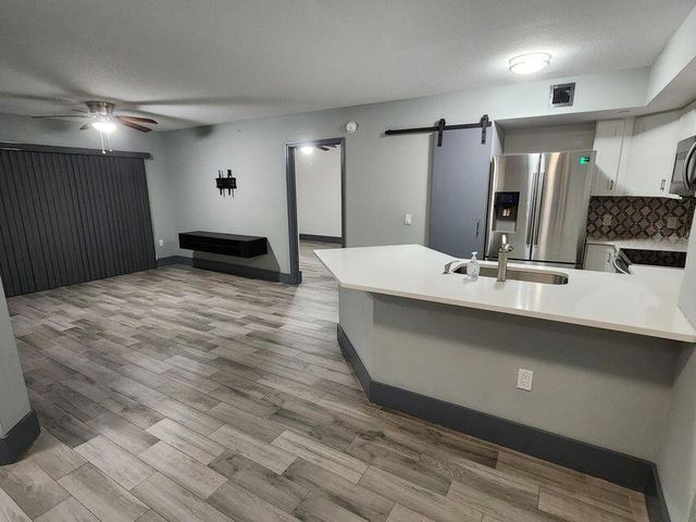 4211 San Marino Boulevard 105, West Palm Beach, FL 33409