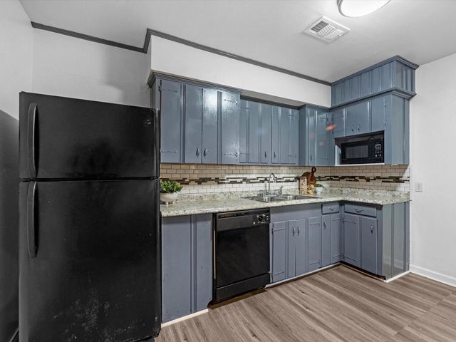 7938 Hammerly Boulevard, Houston, TX 77055