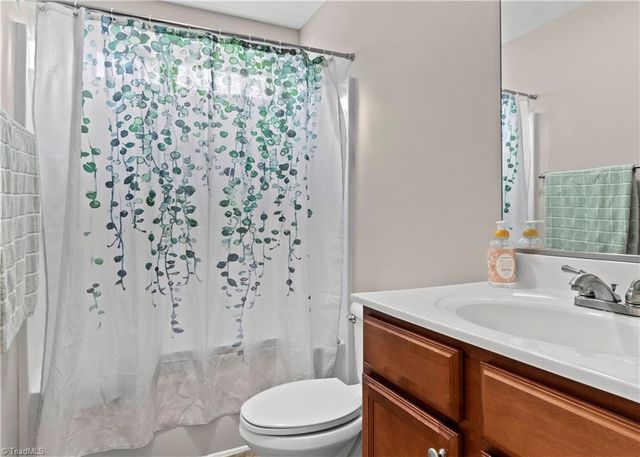 5126 Wallburg Road, Winston-salem, NC 27107