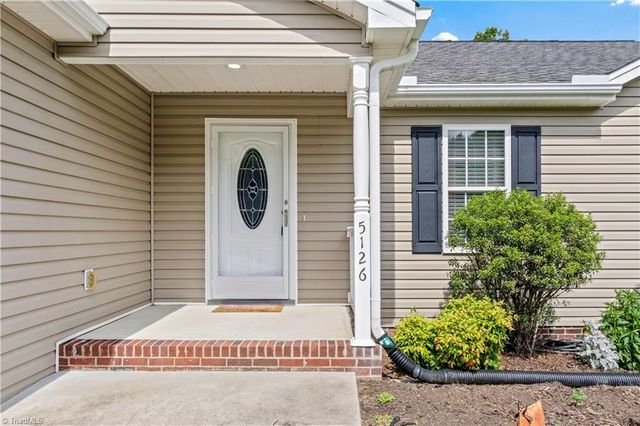5126 Wallburg Road, Winston-salem, NC 27107