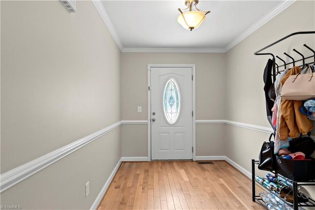 5126 Wallburg Road, Winston-salem, NC 27107