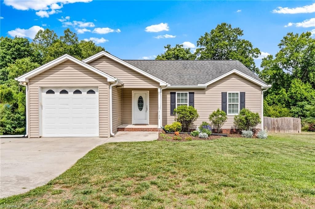 5126 Wallburg Road, Winston-salem, NC 27107
