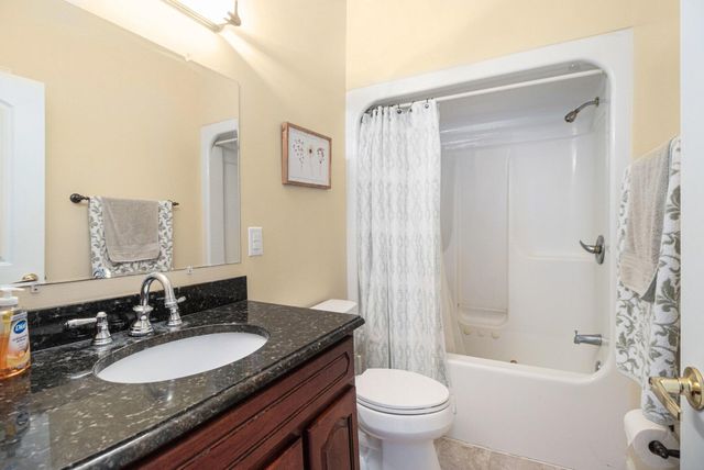 9011 Park Valley Court, Hobart, IN 46342