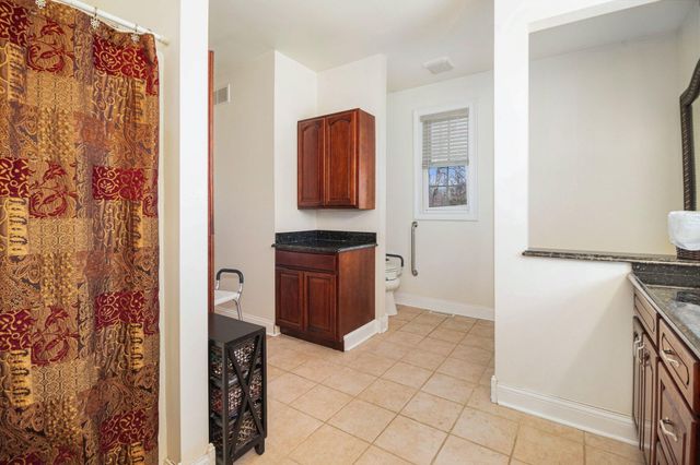 9011 Park Valley Court, Hobart, IN 46342