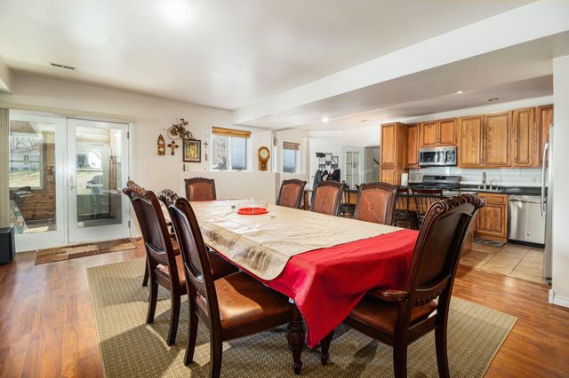 9011 Park Valley Court, Hobart, IN 46342