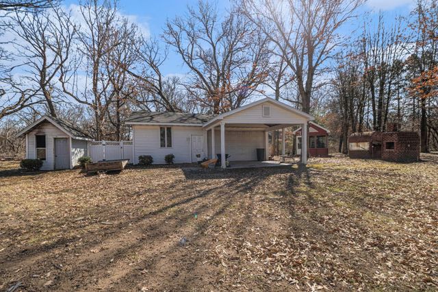 9011 Park Valley Court, Hobart, IN 46342