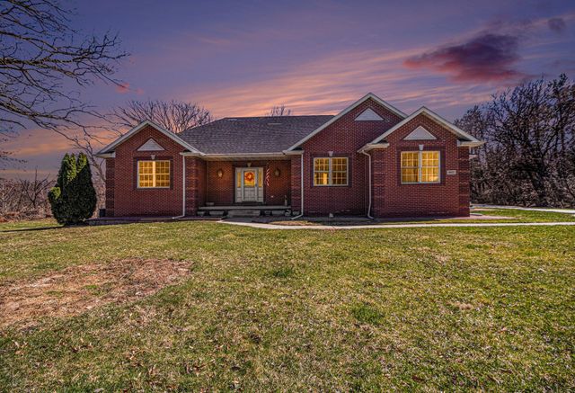 9011 Park Valley Court, Hobart, IN 46342