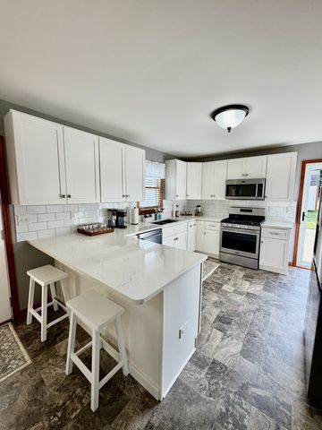 511 Donna Cir, Lawrenceburg, TN 38464