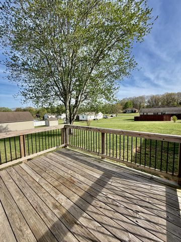 511 Donna Cir, Lawrenceburg, TN 38464