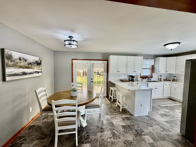 511 Donna Cir, Lawrenceburg, TN 38464