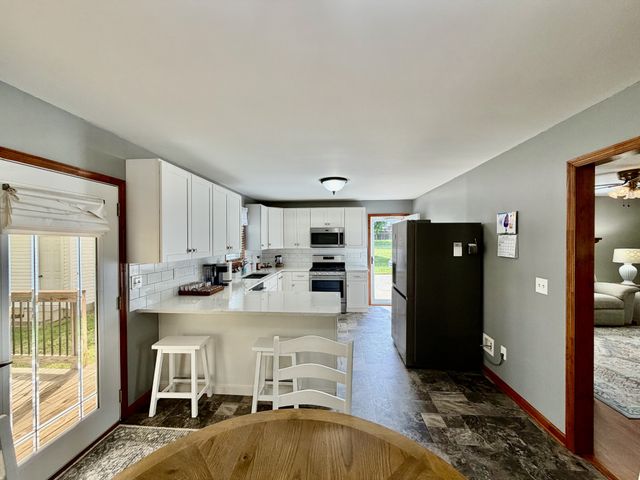 511 Donna Cir, Lawrenceburg, TN 38464
