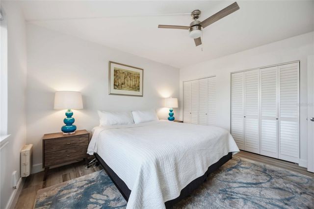 765 JOHN RINGLING BOULEVARD 5, Sarasota, FL 34236