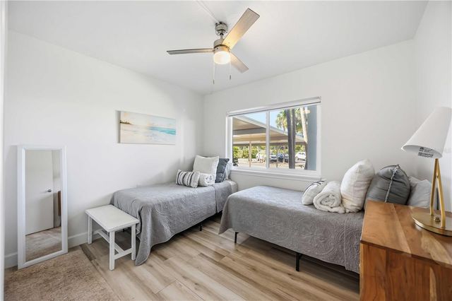 765 JOHN RINGLING BOULEVARD 5, Sarasota, FL 34236