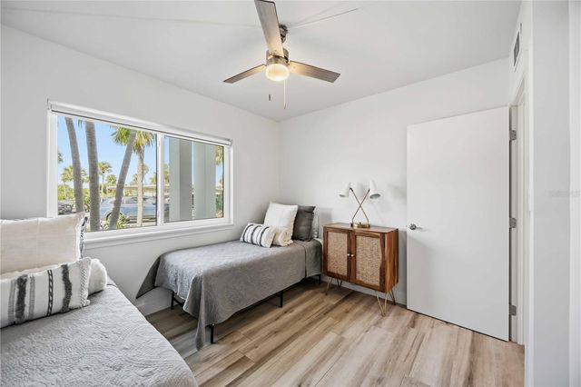 765 JOHN RINGLING BOULEVARD 5, Sarasota, FL 34236