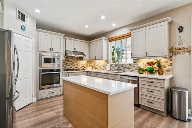 12856 Eastern Shore Drive, Eastvale, CA 92880