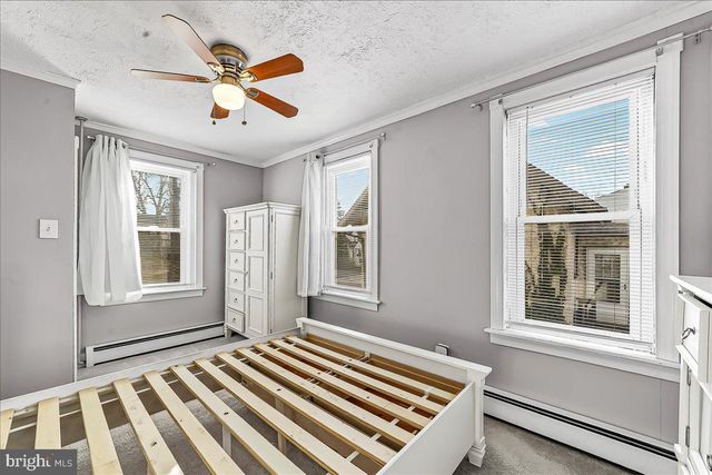 223 W PENNSYLVANIA AVE, Downingtown, PA 19335