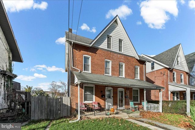 223 W PENNSYLVANIA AVE, Downingtown, PA 19335