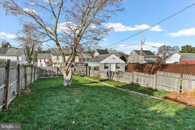 223 W PENNSYLVANIA AVE, Downingtown, PA 19335