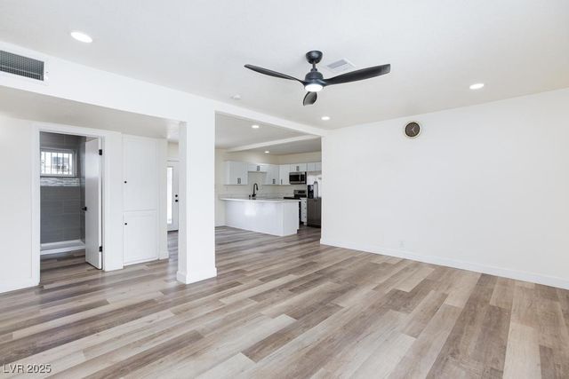 2312 Beverly Way, Las Vegas, NV 89104