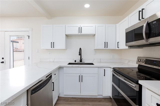 2312 Beverly Way, Las Vegas, NV 89104