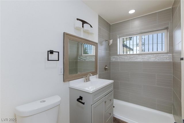 2312 Beverly Way, Las Vegas, NV 89104