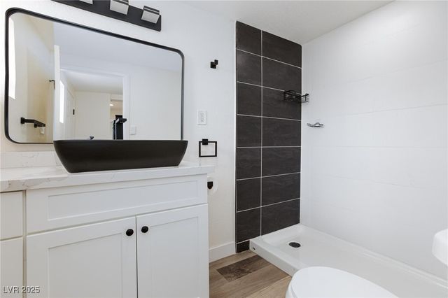 2312 Beverly Way, Las Vegas, NV 89104