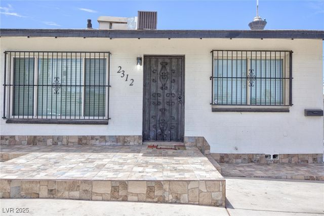 2312 Beverly Way, Las Vegas, NV 89104