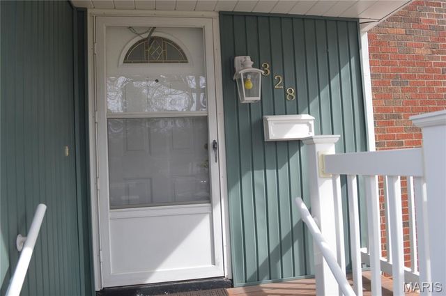328 Sycamore Street, Collinsville, IL 62234