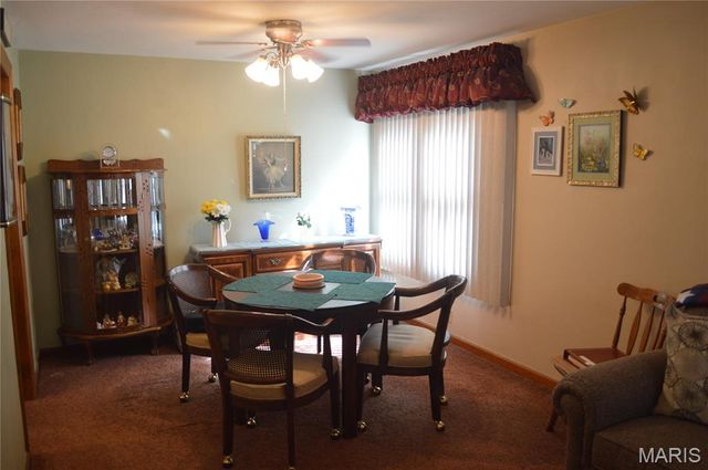 328 Sycamore Street, Collinsville, IL 62234