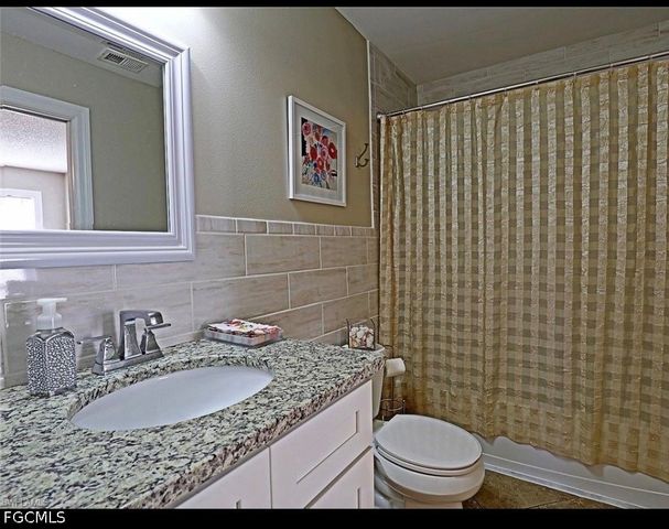 6310 Royal Woods DR, Fort Myers, FL 33908