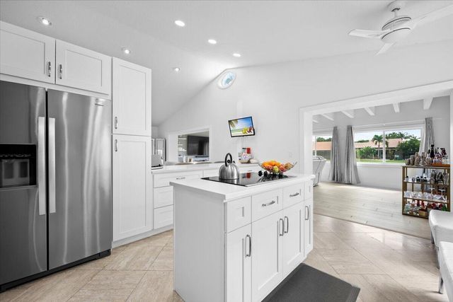 5534 Ainsley Court, Boynton Beach, FL 33437