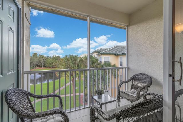 8826 DUNES COURT 11-308, Kissimmee, FL 34747