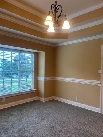 5620 S Lakeshore Drive, Shreveport, LA 71119