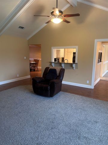 5620 S Lakeshore Drive, Shreveport, LA 71119