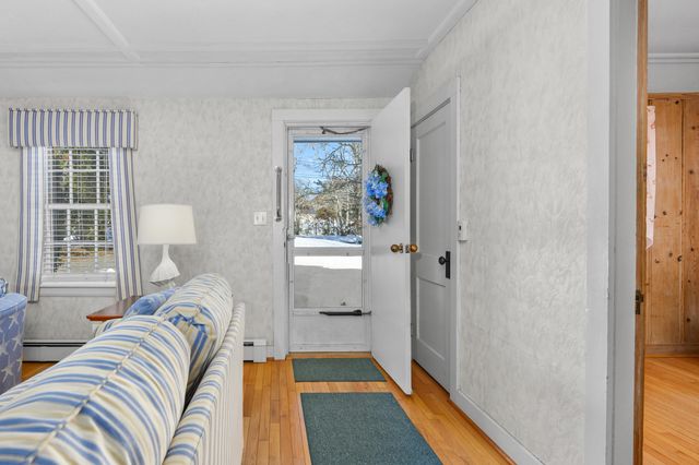 21 Nearmeadows Road, West Yarmouth, MA 02673