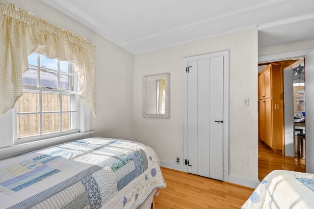 21 Nearmeadows Road, West Yarmouth, MA 02673