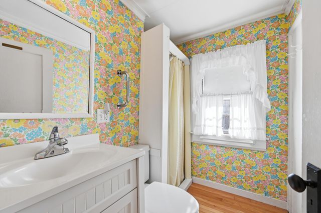 21 Nearmeadows Road, West Yarmouth, MA 02673