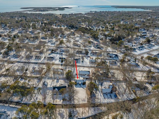 21 Nearmeadows Road, West Yarmouth, MA 02673